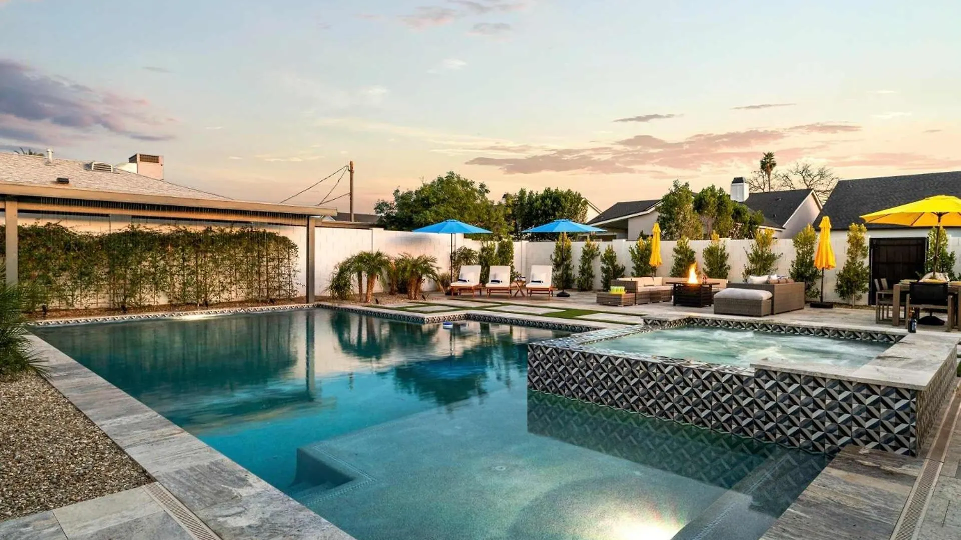 別荘 Montecito Luxe Home - 3-Villa Retreat With Pool Courtyard フェニックス 米国