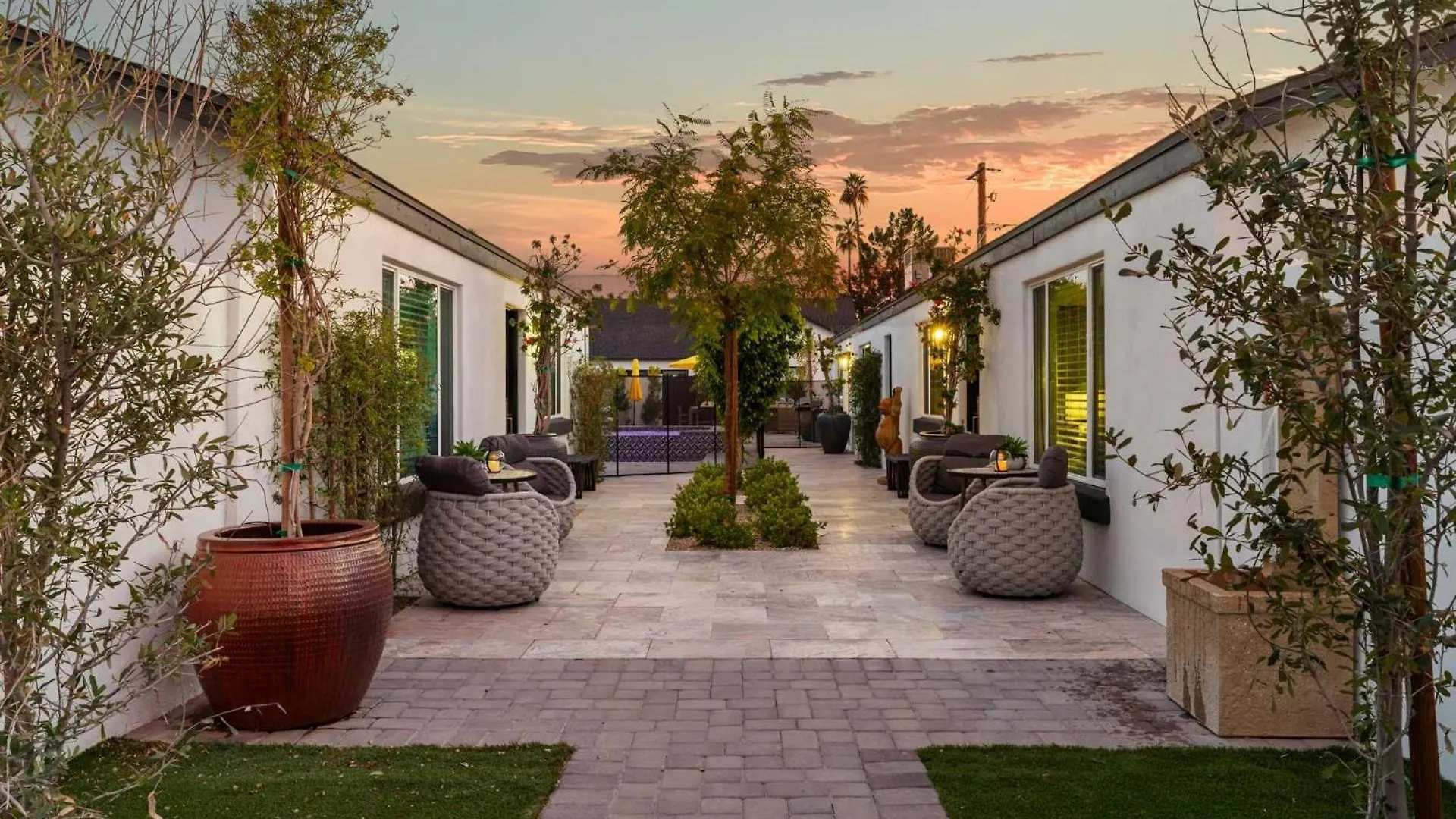 別荘 Montecito Luxe Home - 3-Villa Retreat With Pool Courtyard フェニックス 米国