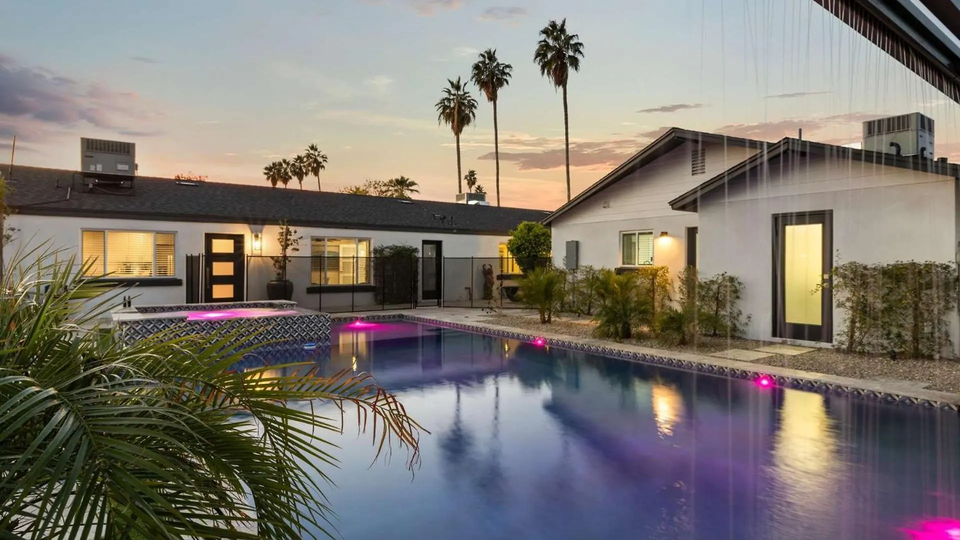 別荘 Montecito Luxe Home - 3-Villa Retreat With Pool Courtyard フェニックス 米国