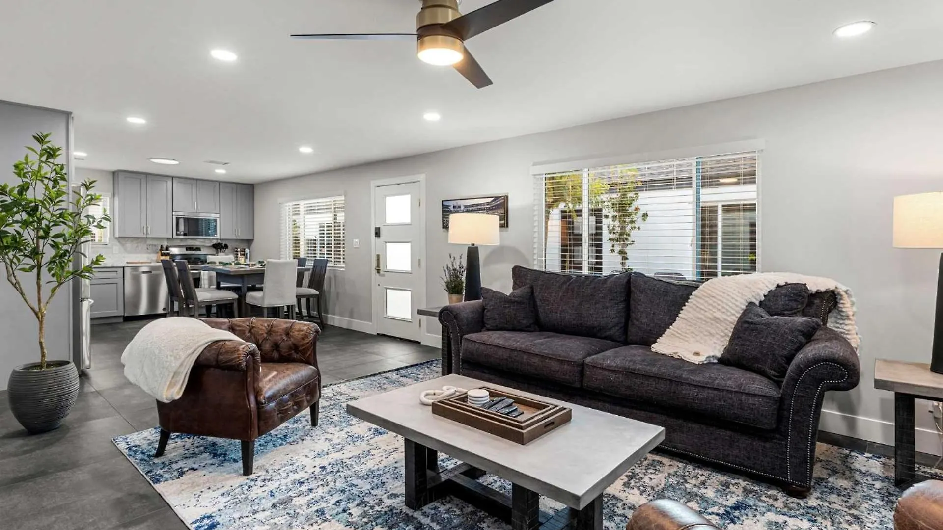 別荘 Montecito Luxe Home - 3-Villa Retreat With Pool Courtyard フェニックス